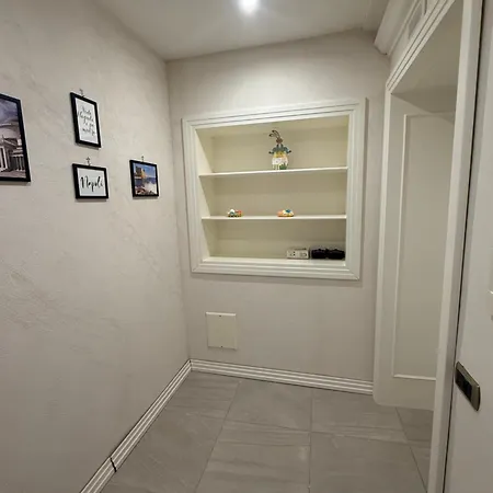 Tre Regine בית הארחה נאפולי